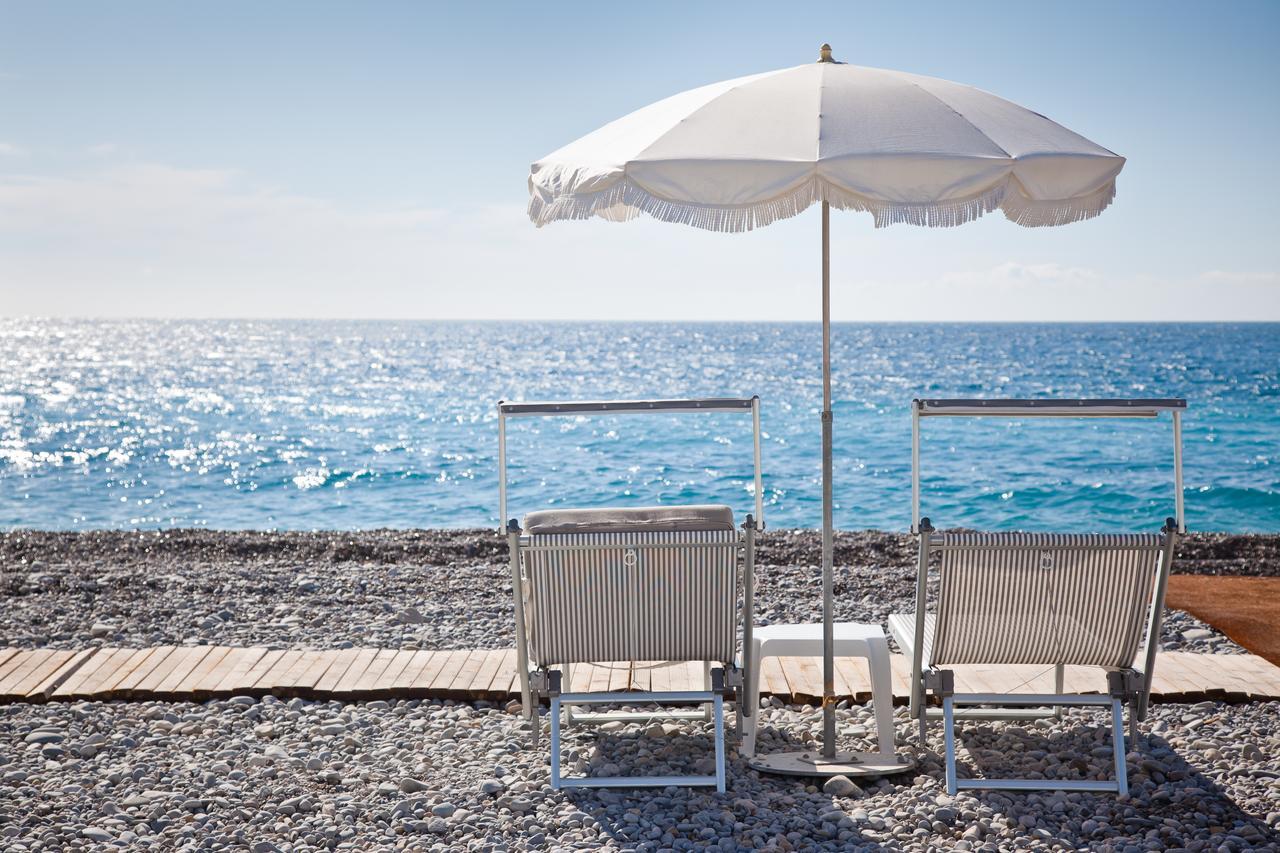 نيس Azur City Hotel المظهر الخارجي الصورة