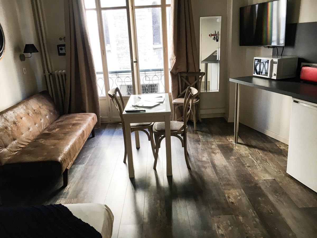 نيس Azur City Hotel المظهر الخارجي الصورة